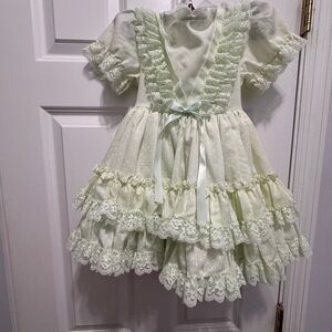 LILO size 4 mint green dress